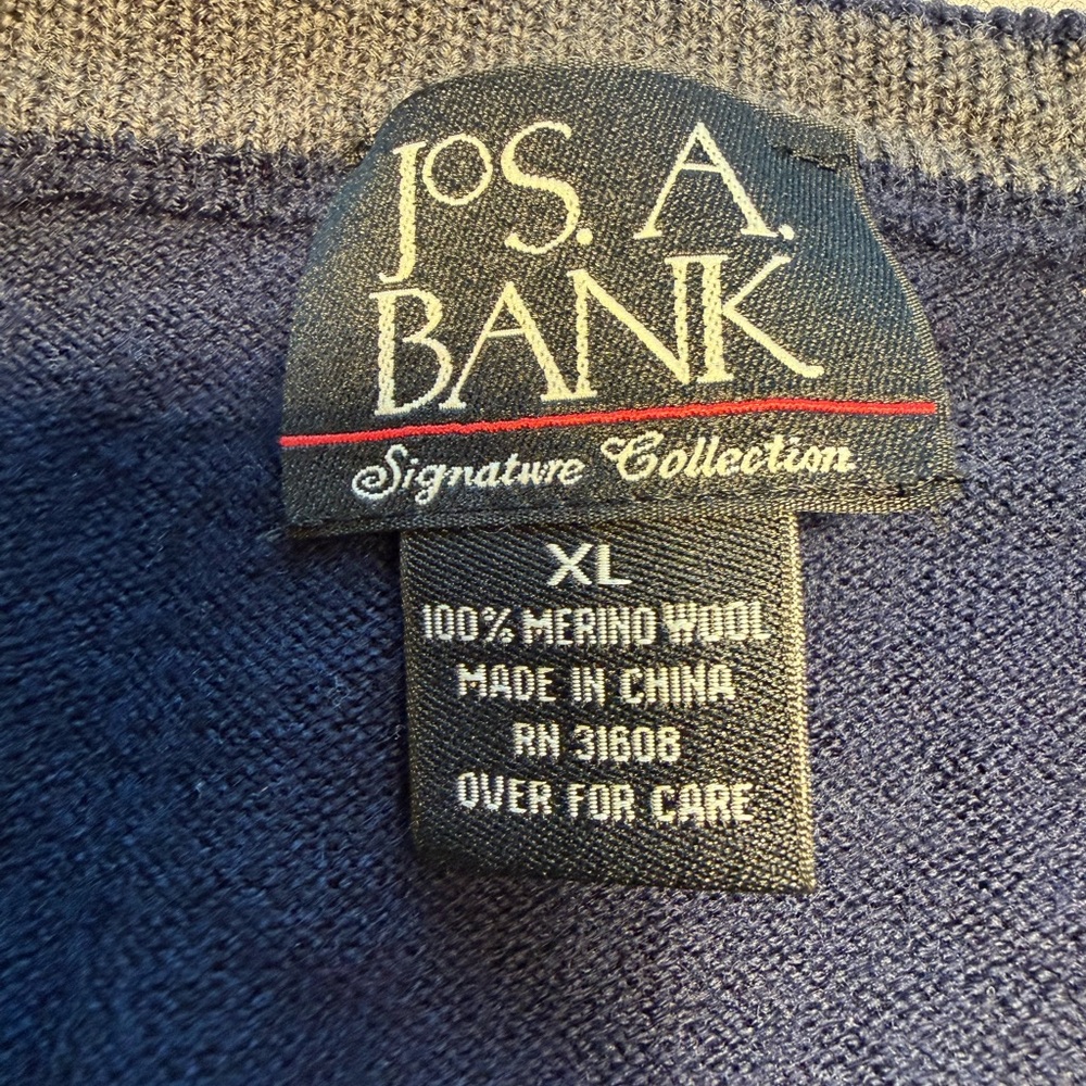Jos. A. Bank Signature Collection V-Neck Blue Sweater XL